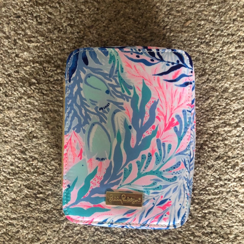 Lilly Pulitzer Make Up Brush Set and Case